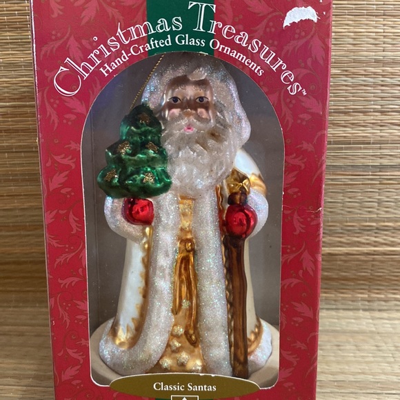 Hand Crafted Kris Kringle Glass Ornament - Picture 7 of 10